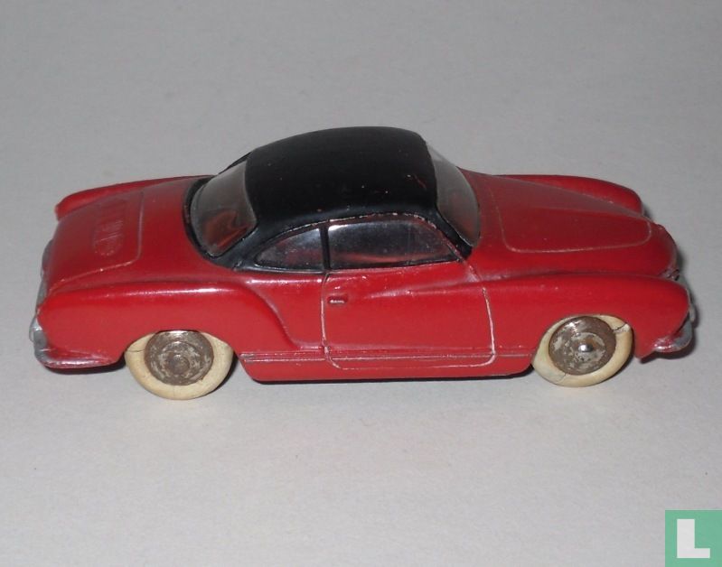VW Karmann-Ghia