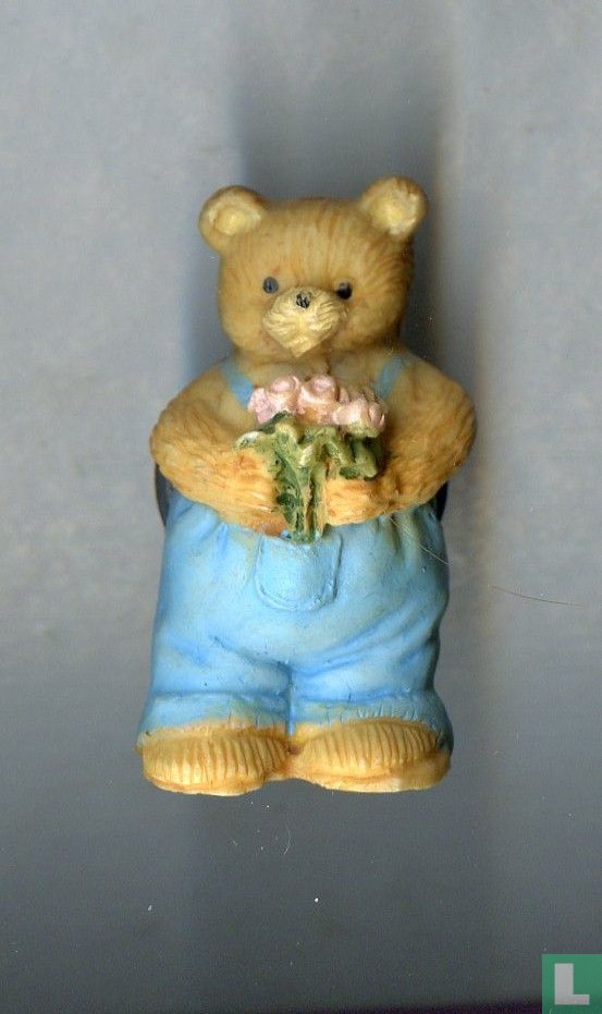 Bear refrigerator magnet