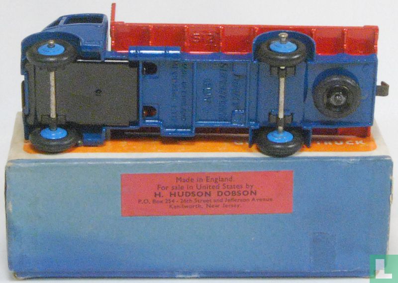 Guy Otter Flat Truck