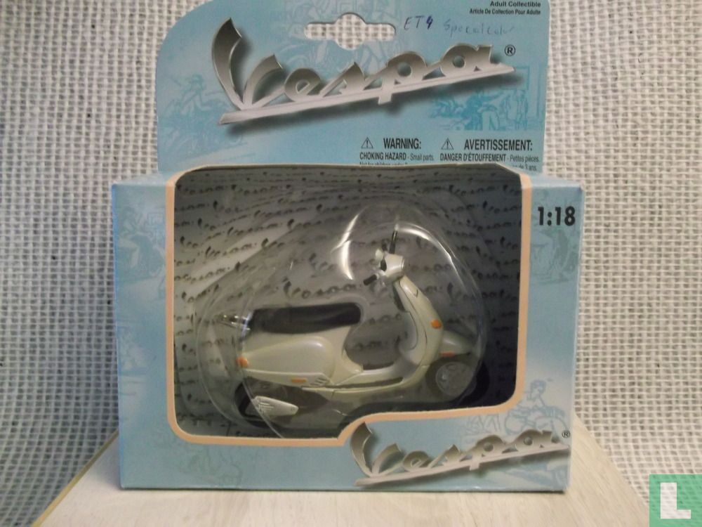 Vespa ET4
