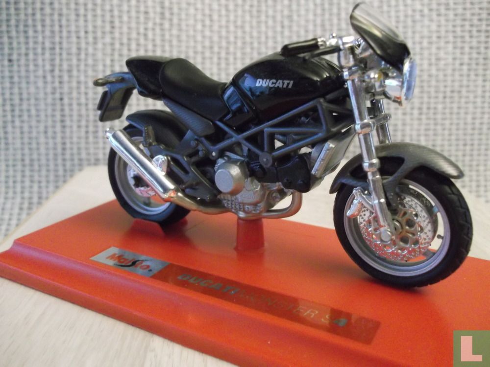 Ducati Monster S4