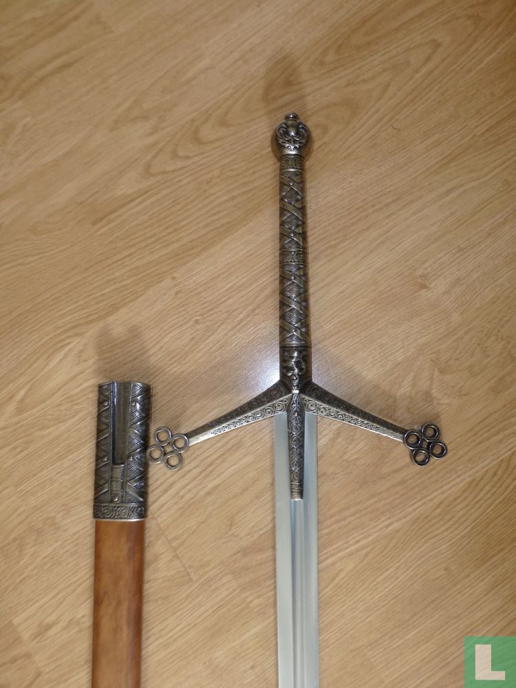 Scottish sword