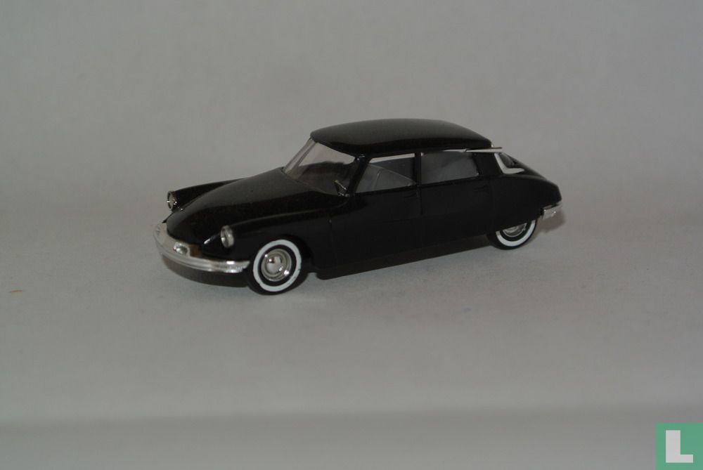 Citroën DS 19