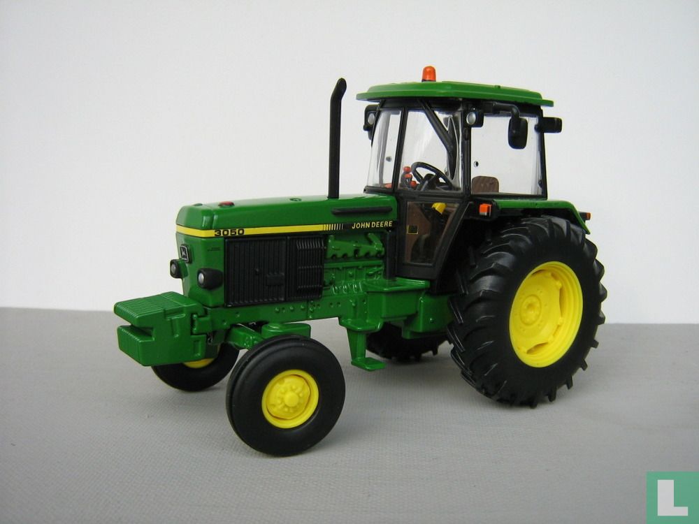 John Deere 3050