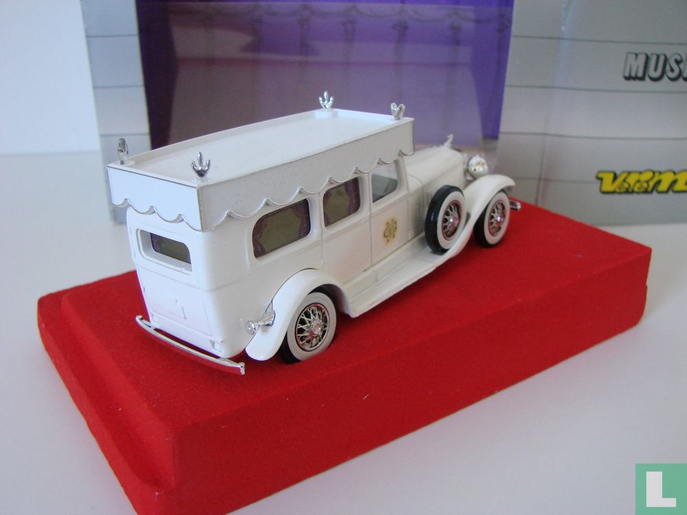 Cadillac Hearse ’Harlem’