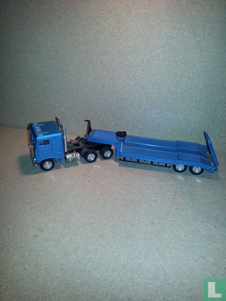 freightliner