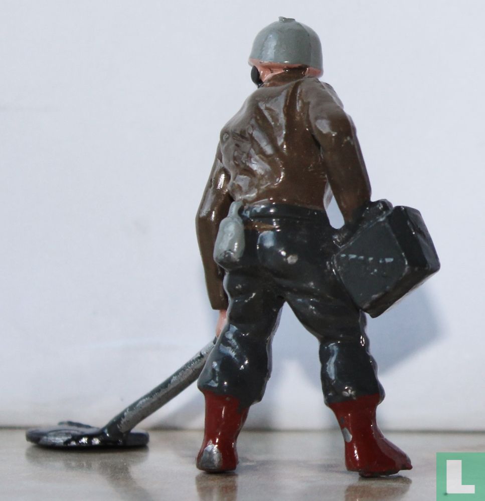 Mine Detector