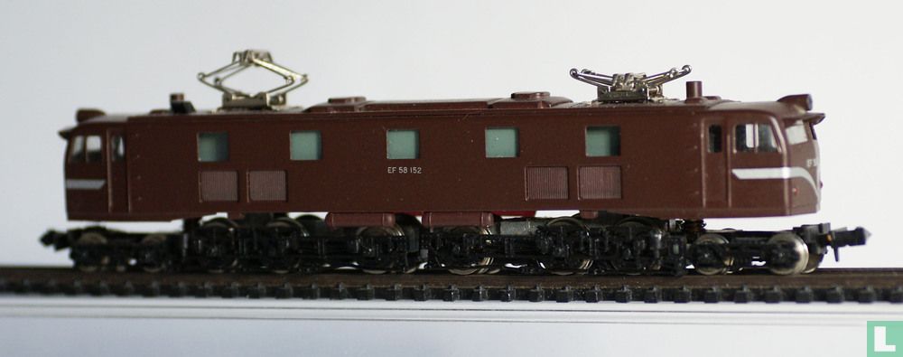 E-loc JNR serie EF58