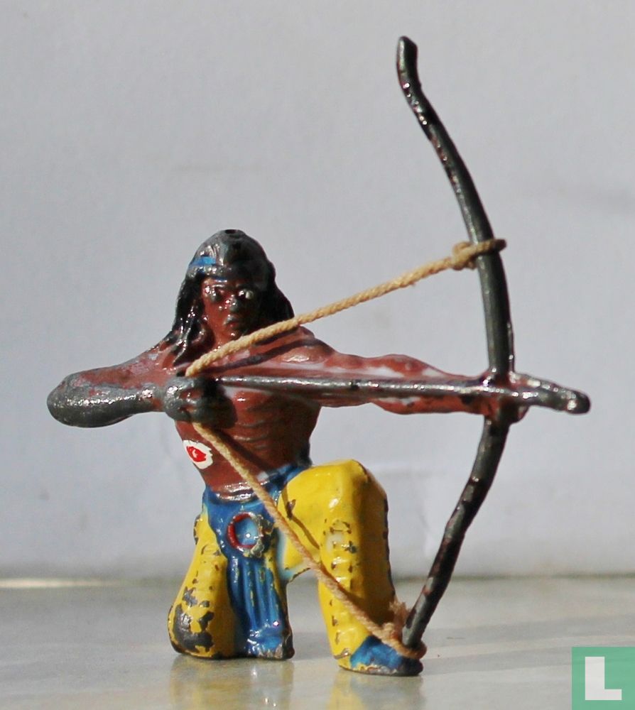 Kneeling Indian (bow) 