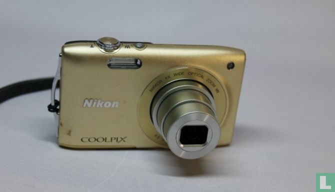 Coolpix S3300