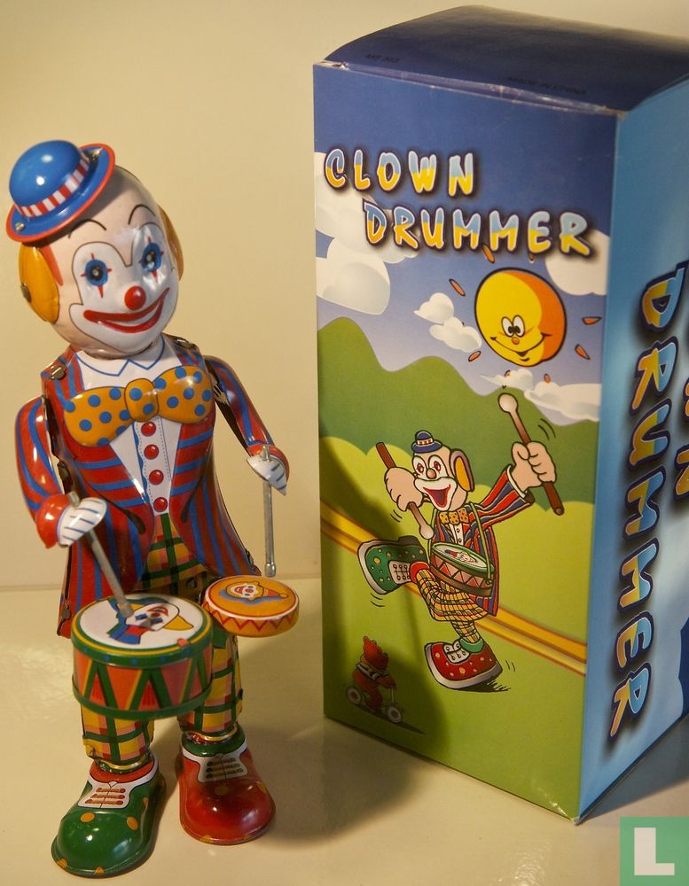 Clown Drummer
