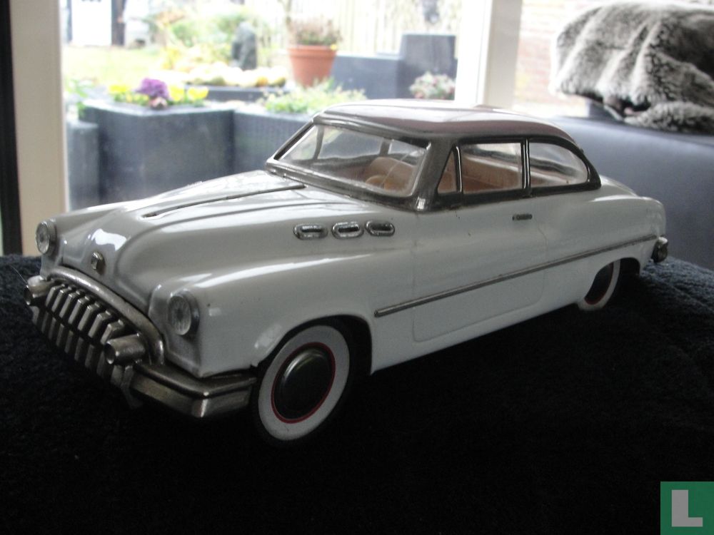 Buick Standard Sedan
