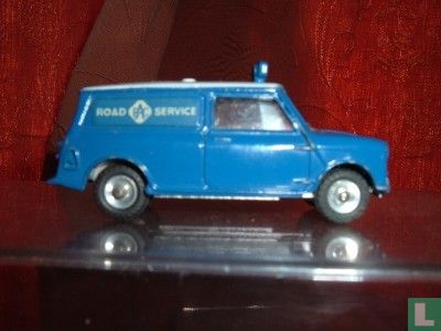 Mini Van 'RAC Road Service'