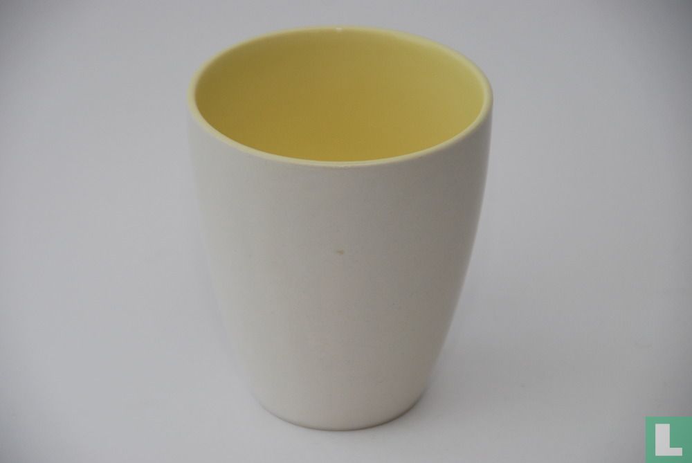 Tasse Pierre jaune clair