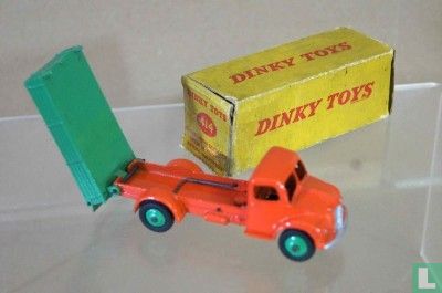 Rear Tipping Wagon