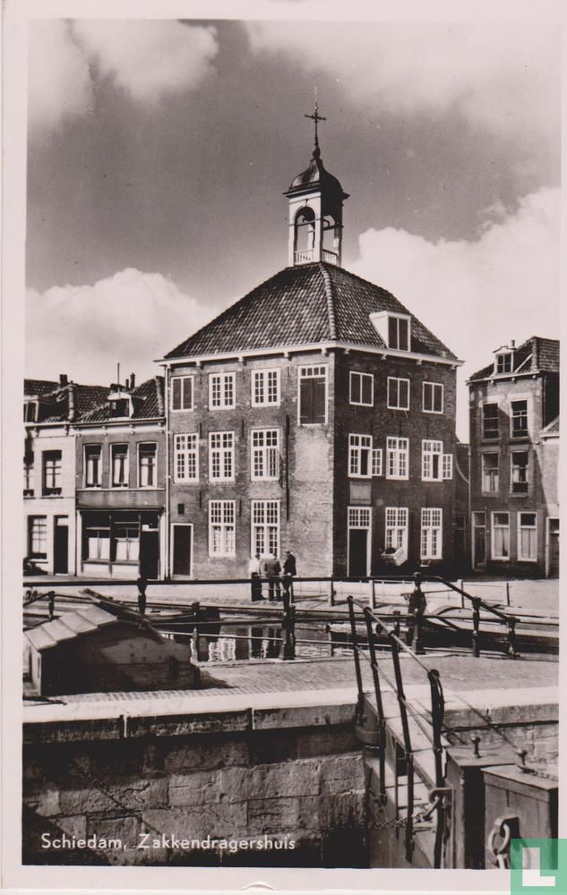 Zakkendragershuis
