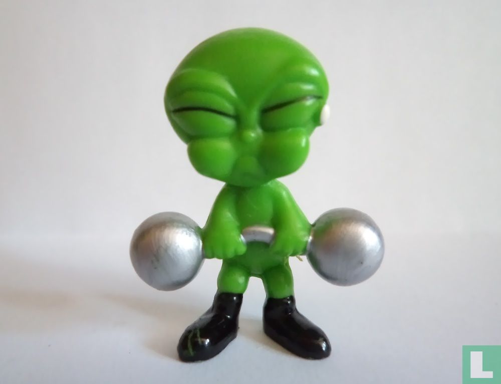 Alien the weightlifter
