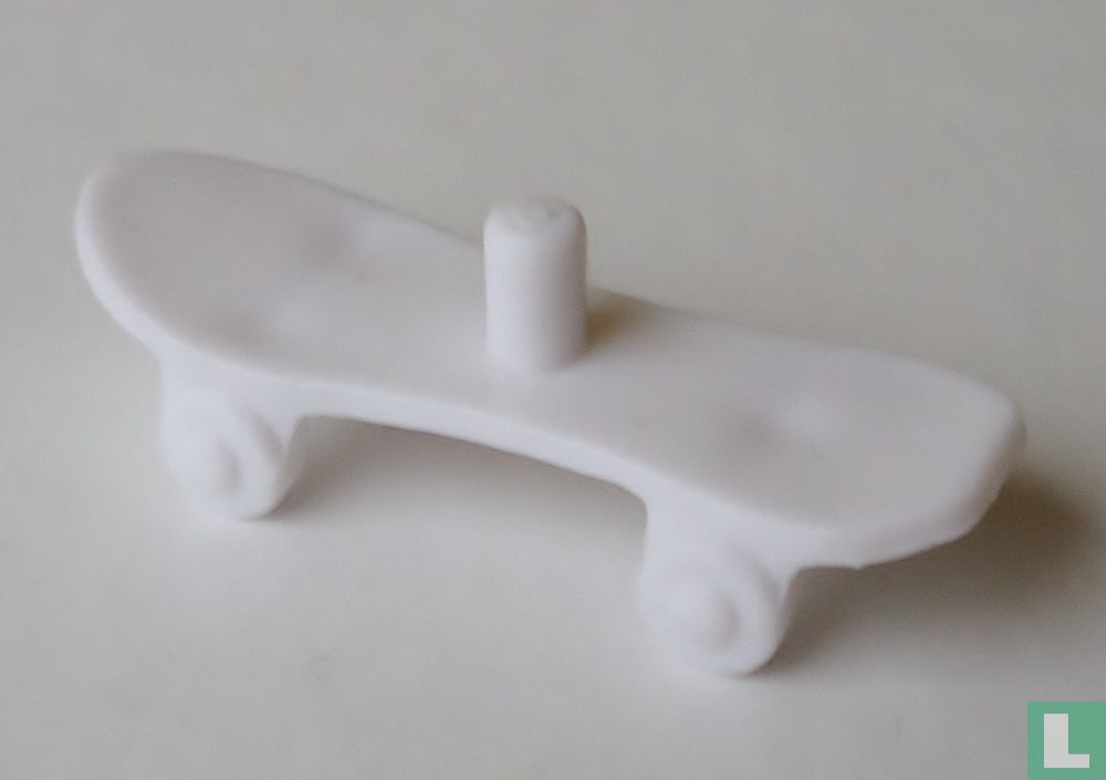 Skateboard (blanc)
