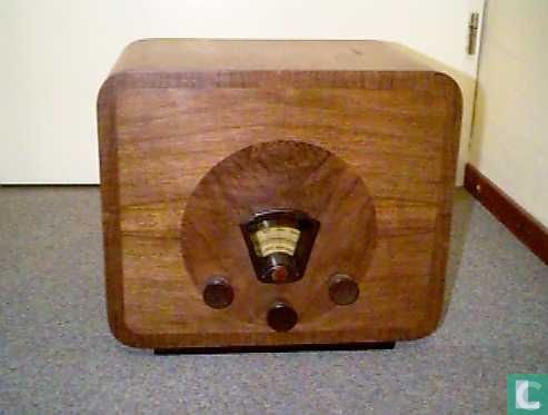 Philips 826A buizenradio