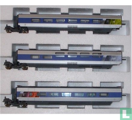 Le coffret de train miniature Messageries électrique par Jouef au H0 HO