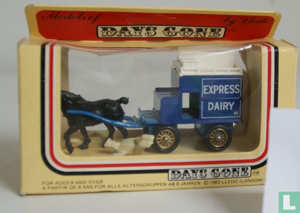 Horse drawn Milk Float ’Express Dairy' DG002000 (1983) Lledo LastDodo