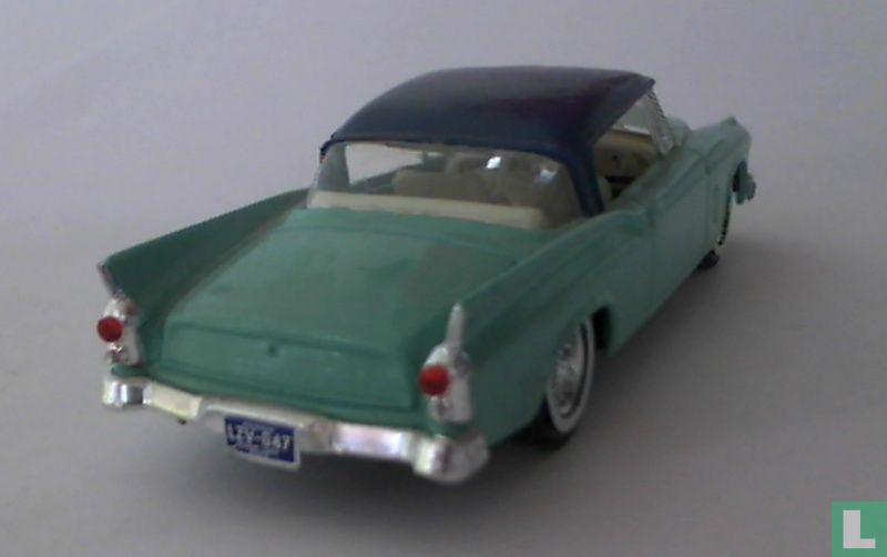 Studebaker Silver Hawk