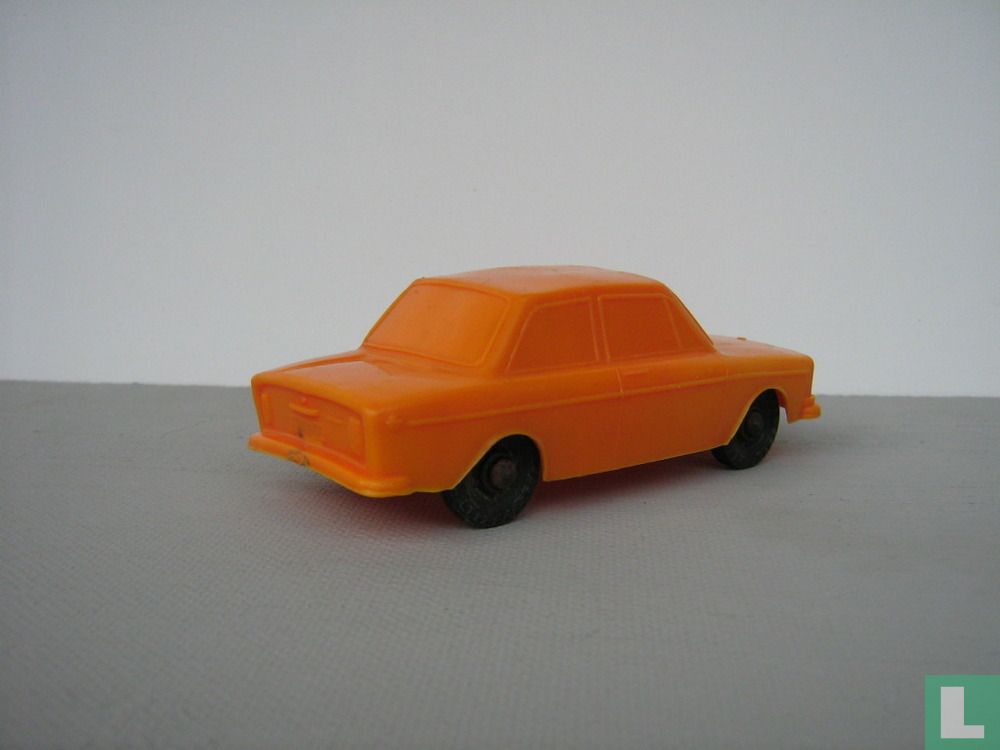 Volvo 142