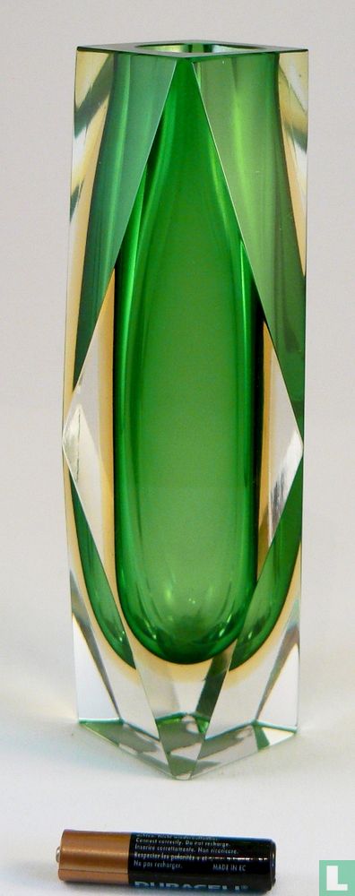Vase à facettes Murano