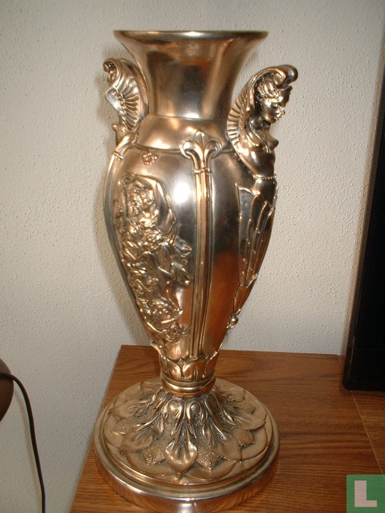 Versilberte Vase