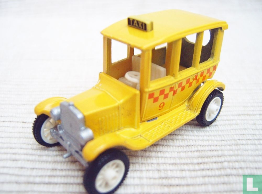 Ford Model-T Taxi