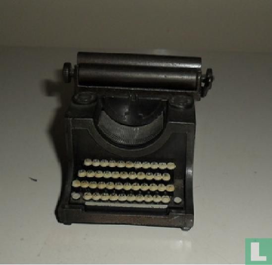 Typemachine