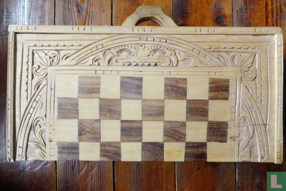 Minst Snoep gevolgtrekking Handgemaakt houten schaakspel / backgammon - Backgammon - LastDodo