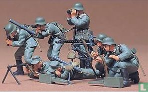 German Machine Gun Troops