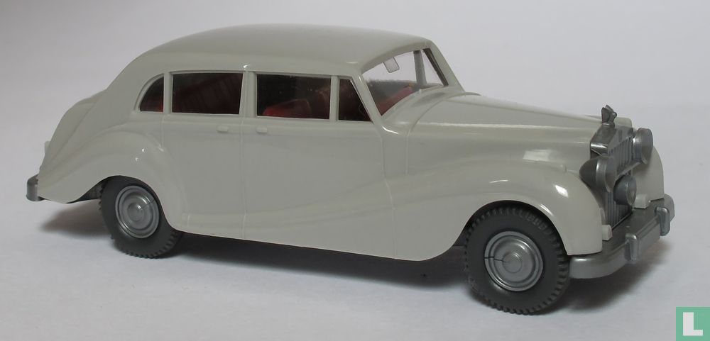 Rolls-Royce Silver Wraith