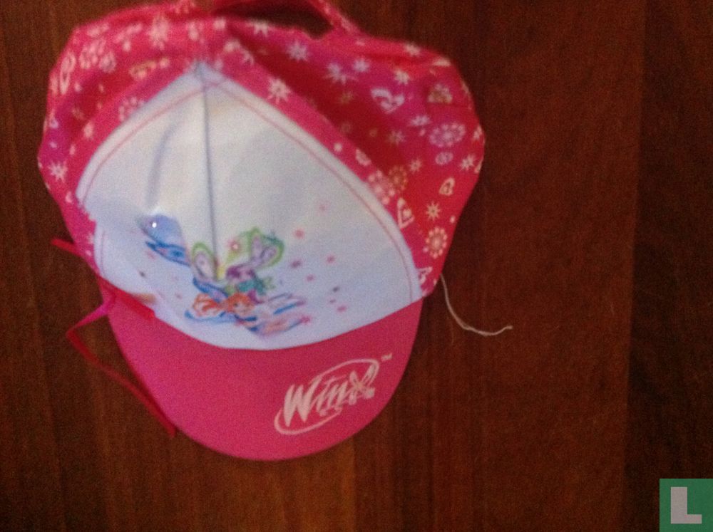 Winx Roxy und Bloom Mütze