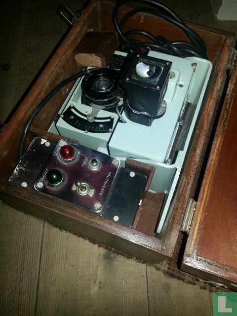 Recording dial camera