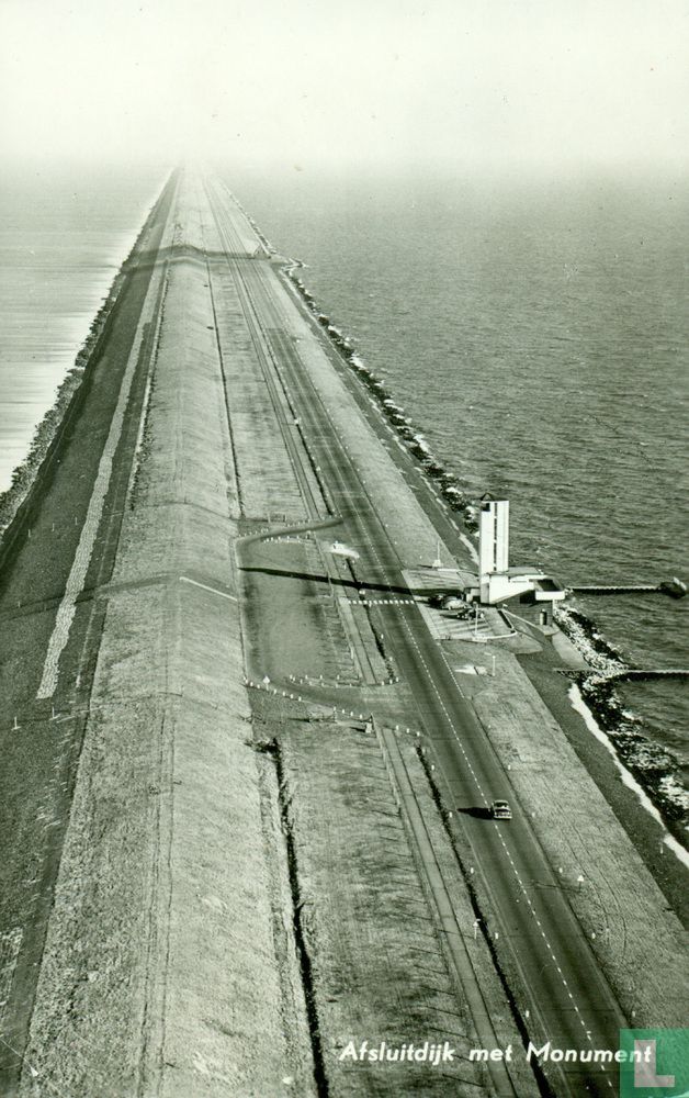 Afsluitdijk met Monument