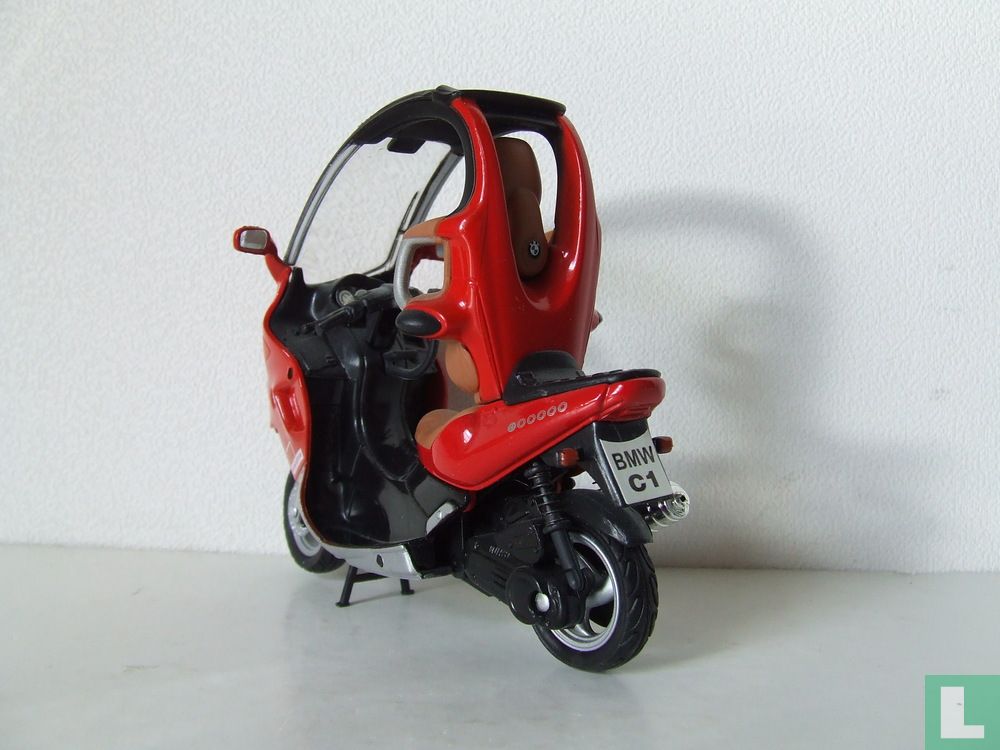 BMW C1