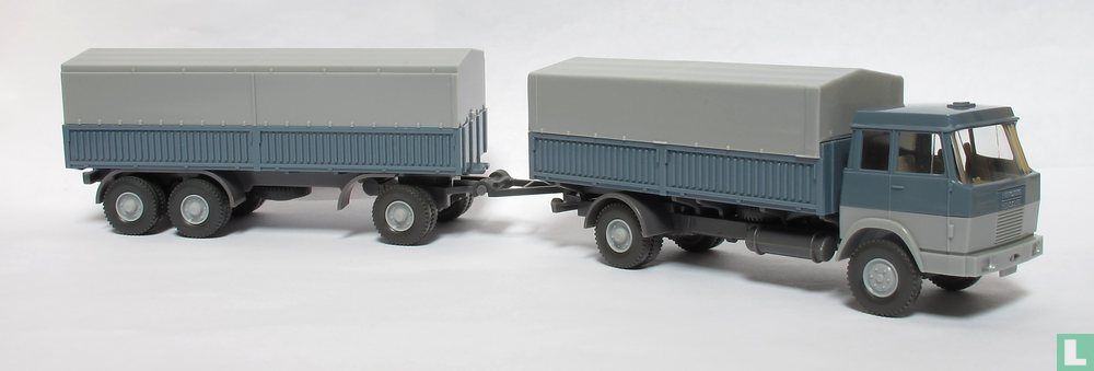 Hanomag Henschel