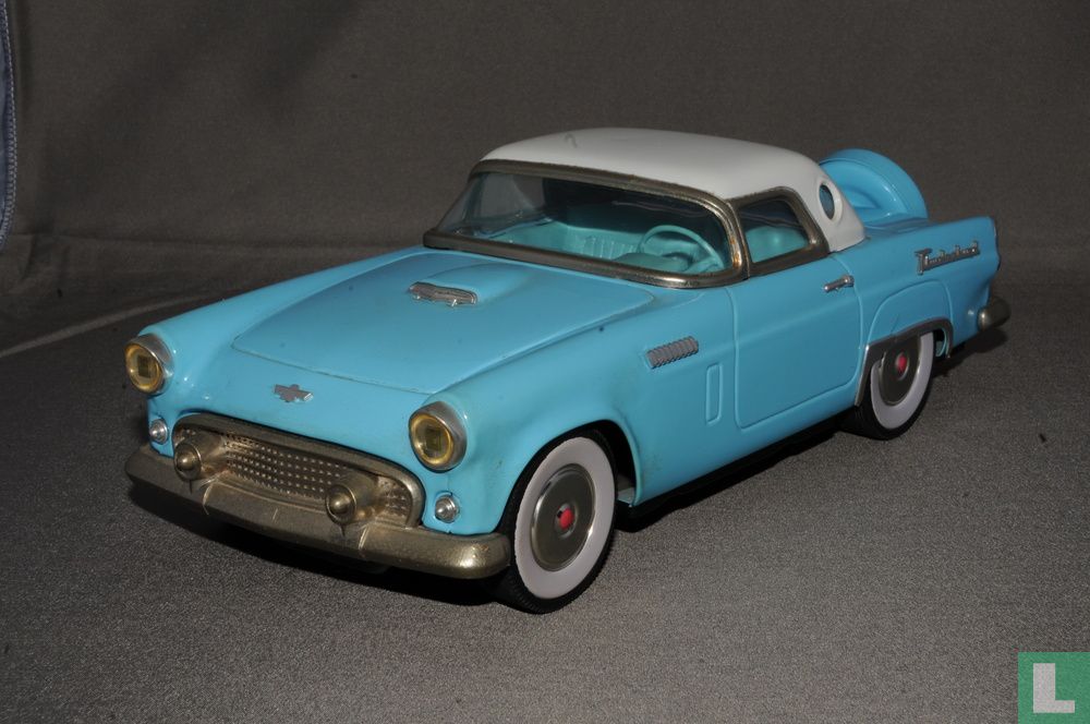 Ford Thunderbird 