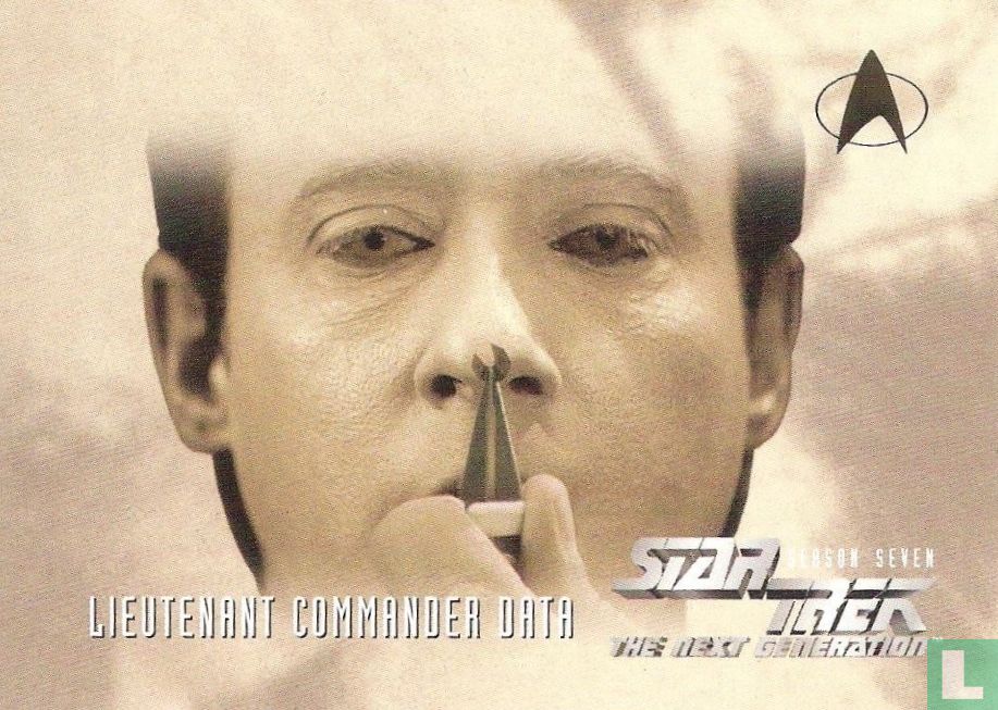Lieutenant Commander Data & Emotion Chip 
