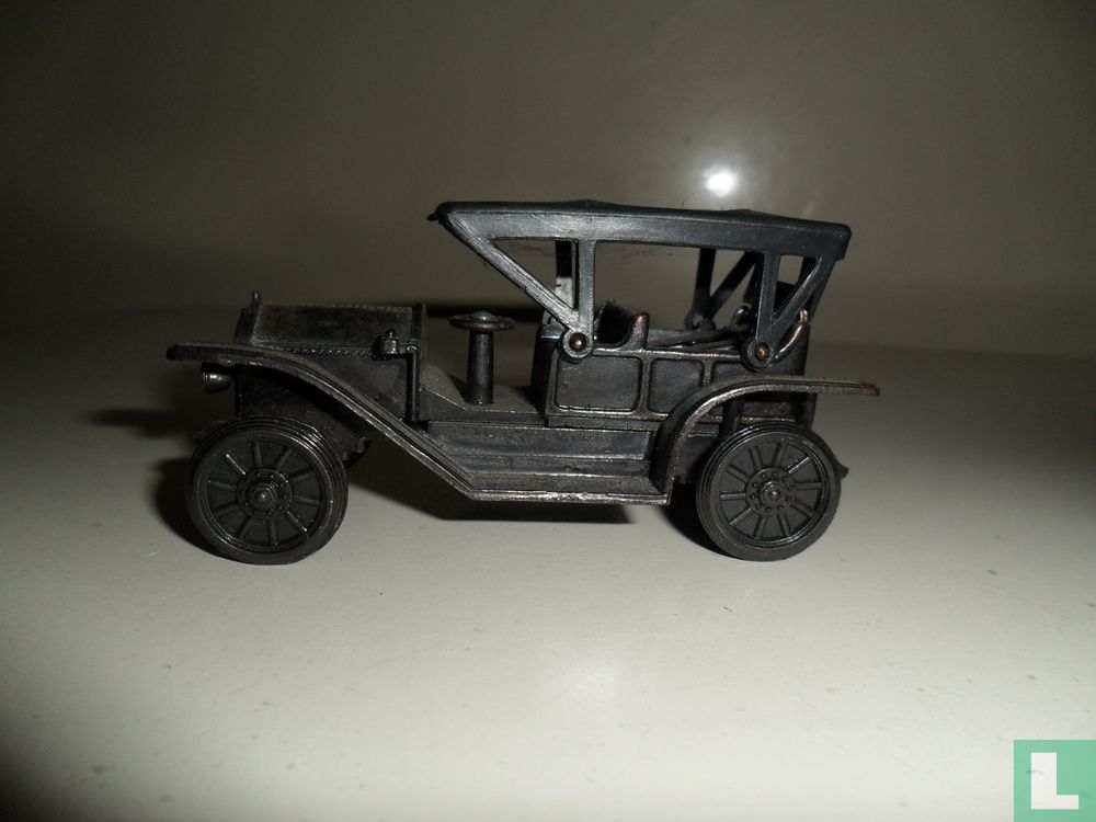 Oldtimer met vast dak