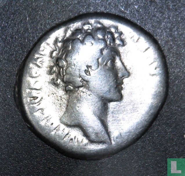 Denier de l'Empire romain, AR, 139-161 AD, Marcus Aurelius comme César sous Antonin le pieux, Rome, 140-144 AD