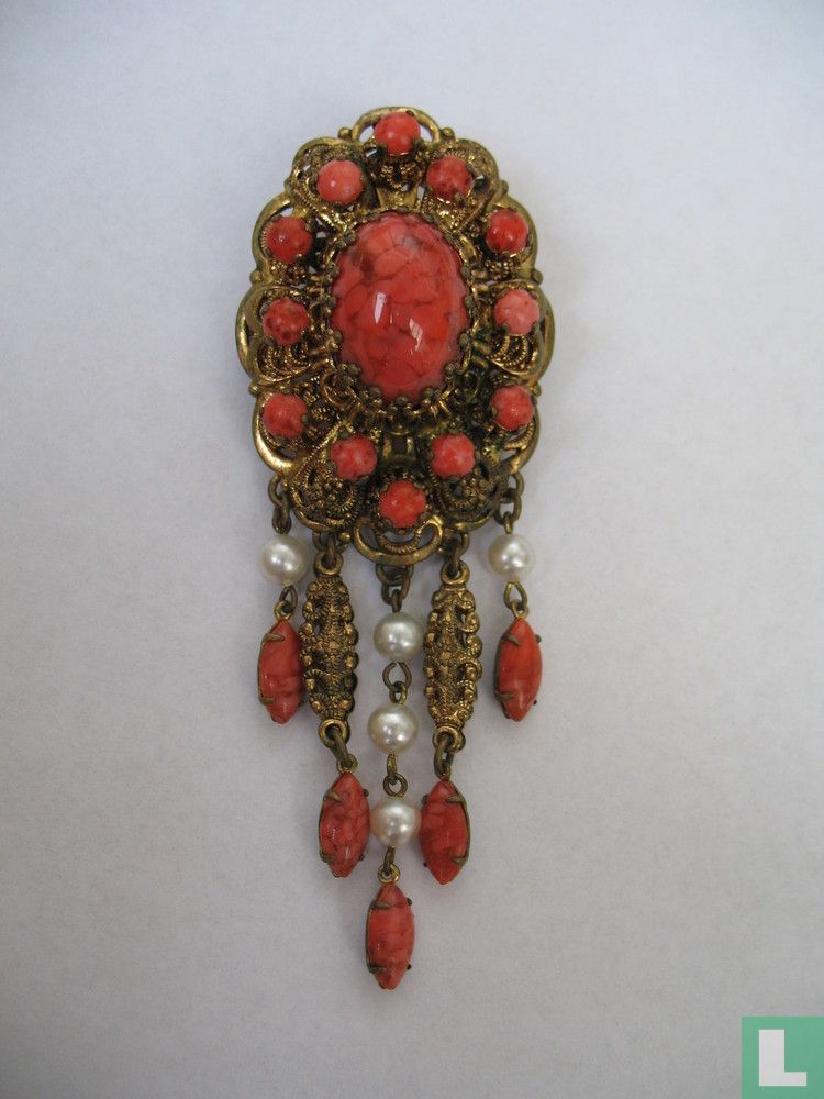 Broche