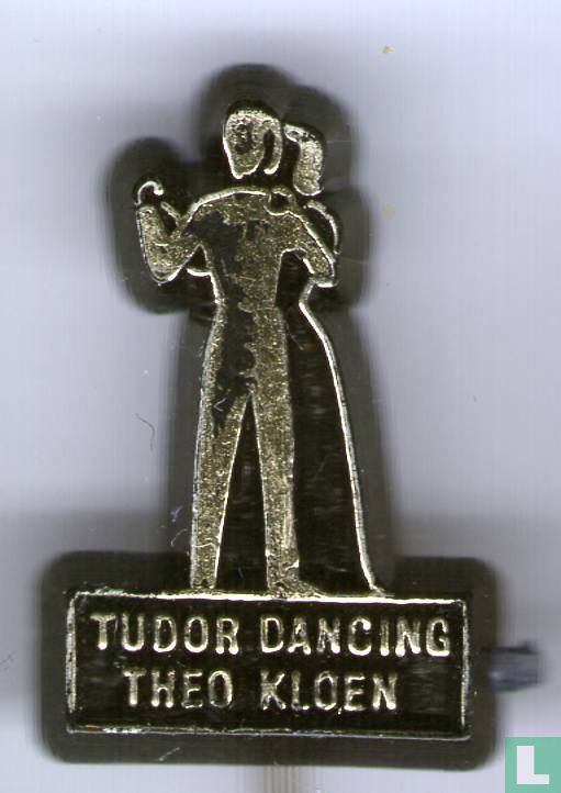 Tudor dancing Theo Koen