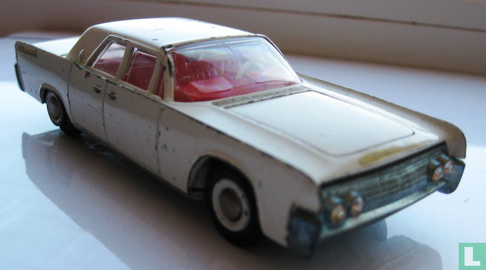 Ford Lincoln Continental 829 - Tekno - LastDodo