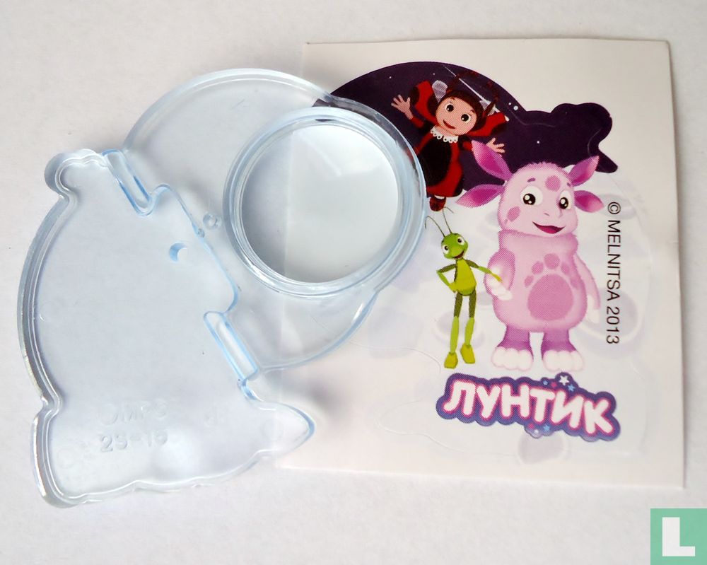 Magnifier with Luntik