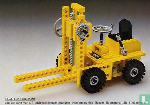 Lego 850 Fork Lift (1977) - LEGO - LastDodo