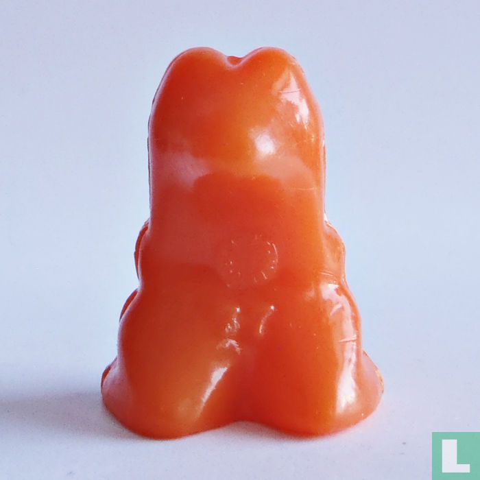 Nut Meg (orange)