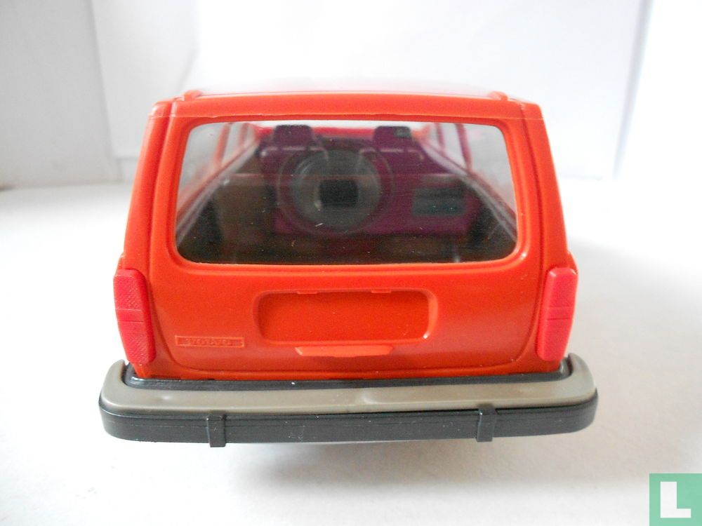Volvo 145
